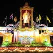 BANGKOK - DEC 5: King's Birthday Celebration - Thailand 2010