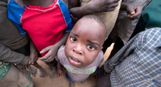 20-AreYouLookingAtMe-12x18-L