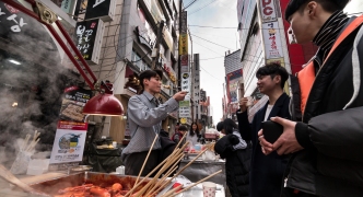 20-KoreanStreetFood-12x18-L